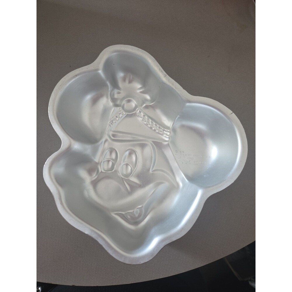 1976 Wilton Disney Productions Cake Pan Mickey Mouse Band Leader 515-329